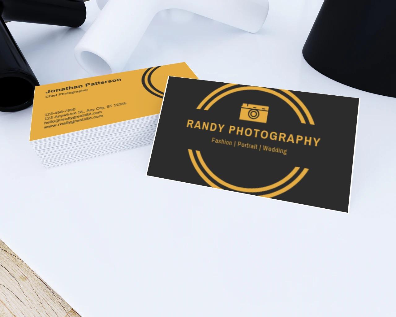 Design Professional And Beautiful Business Card in 3 ...