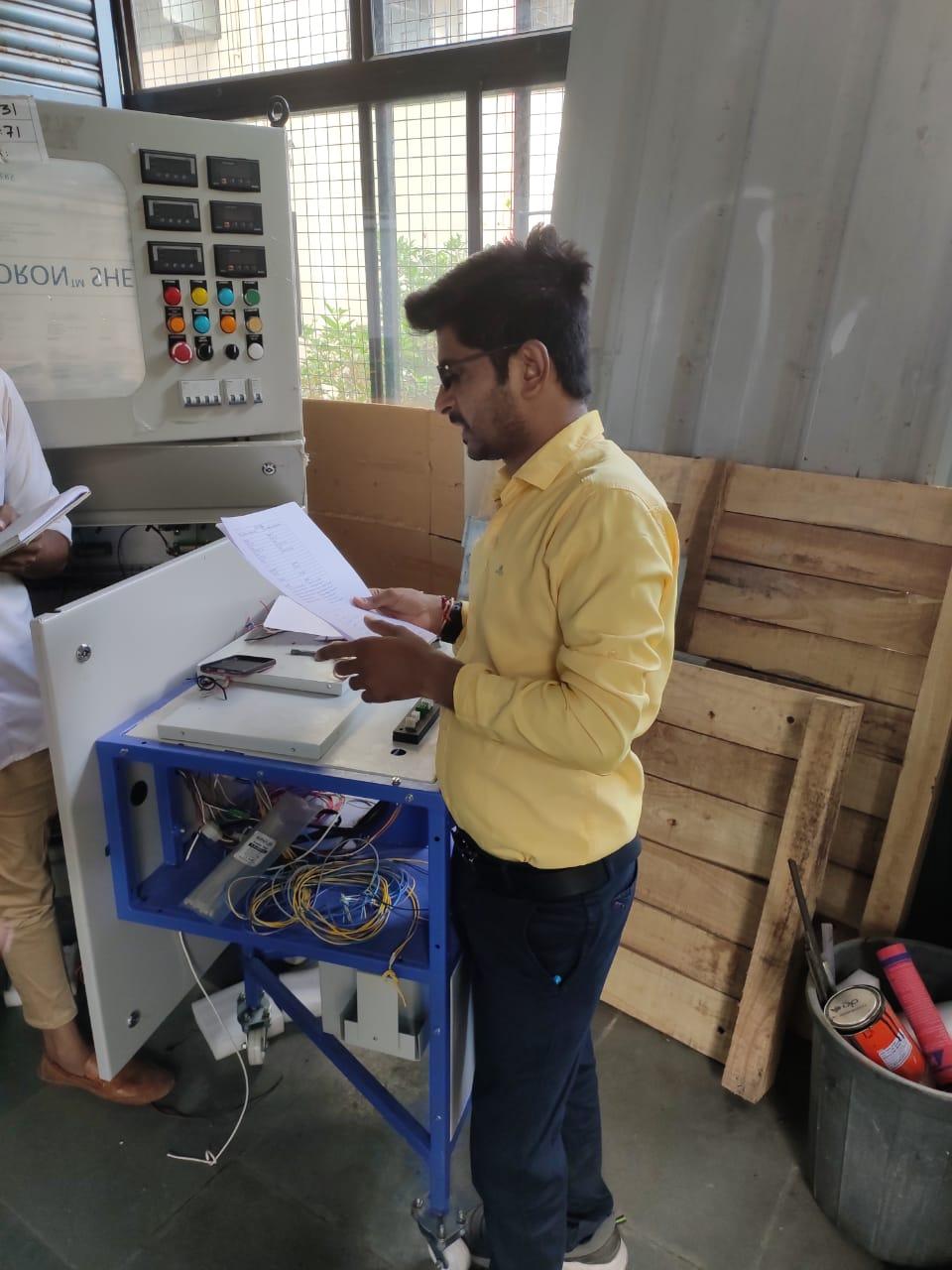 A voice artist and content writer