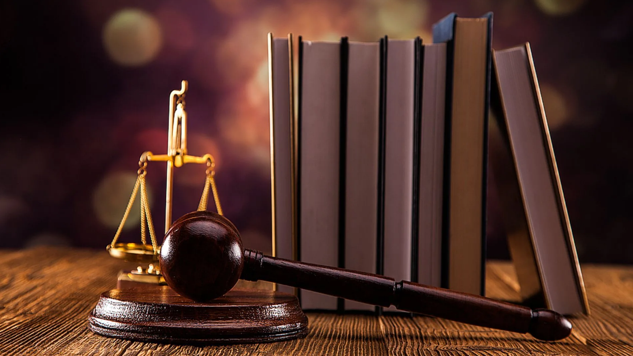 write criminal law assignment and legal essays