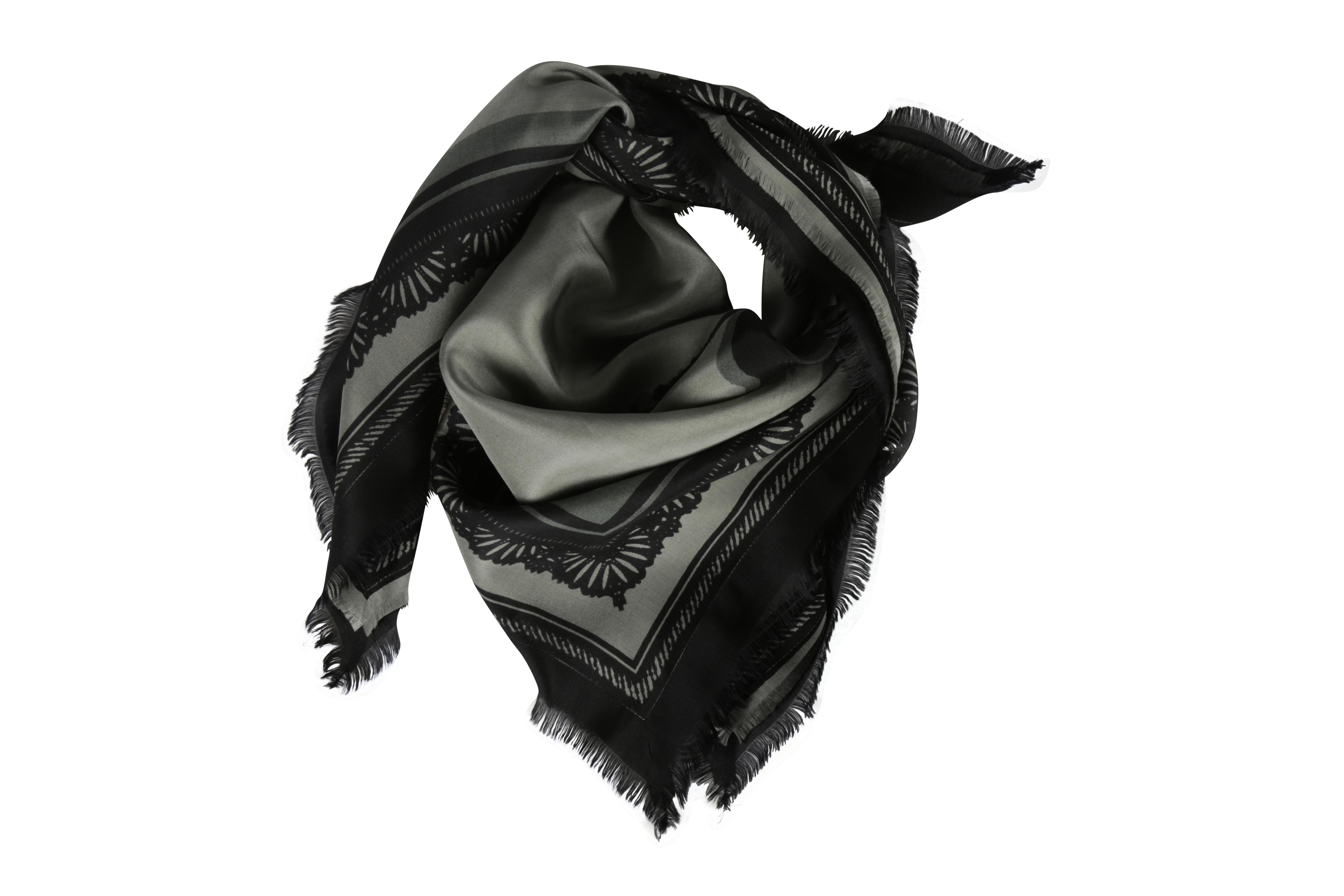 I'm a graphic designer. I will remove background/cut ...