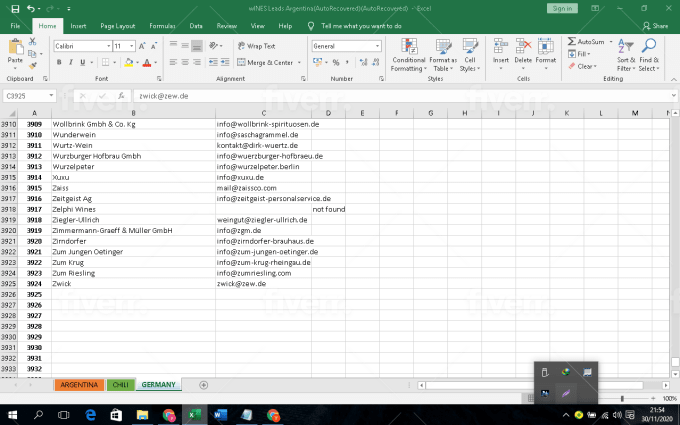 I will do data entry copy paste and web research