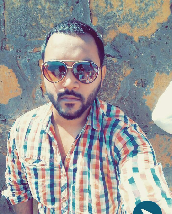 Hire me for 50 Blog Comments daily for 7 Days in very...