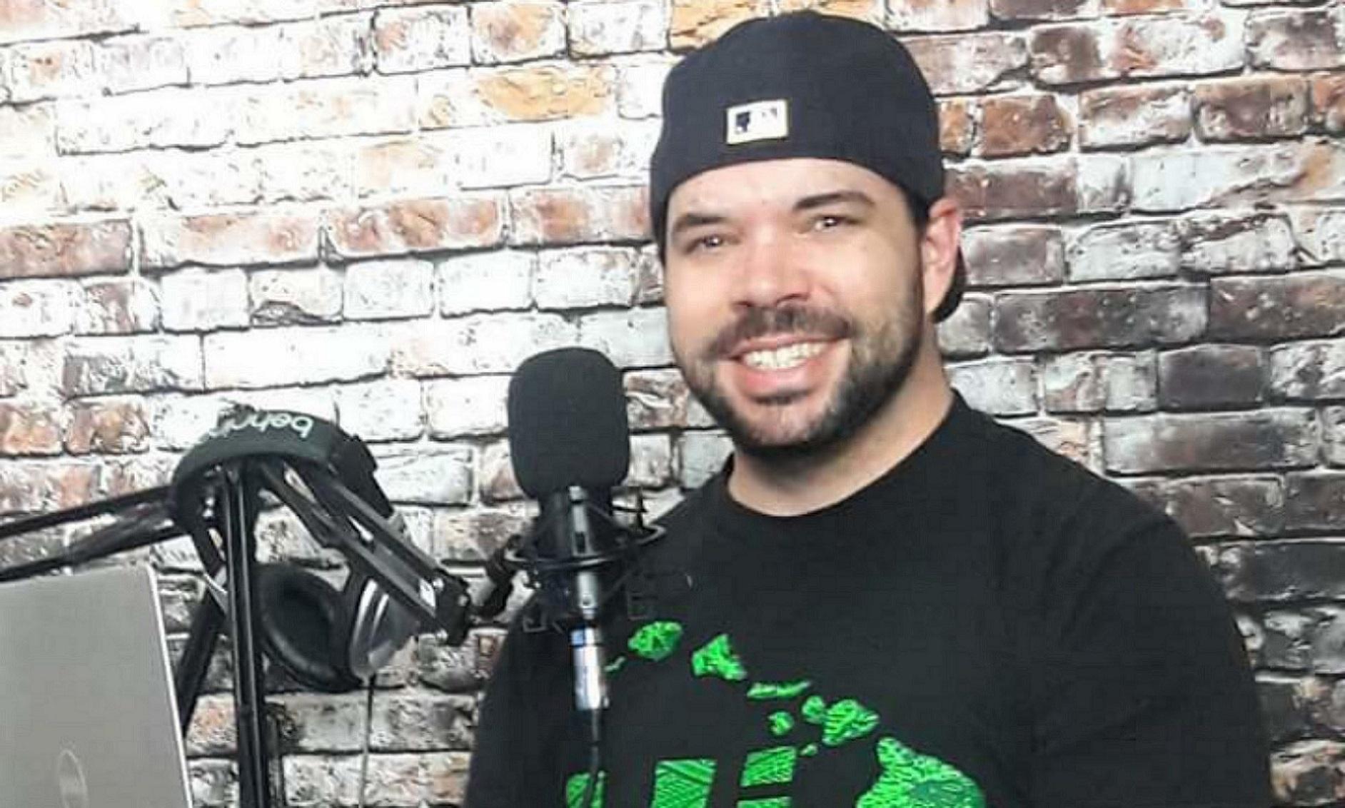 Record American Male Deep Voice Over