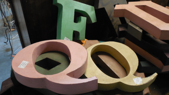 239 beautiful 2019 Fonts that i use as graphic design...