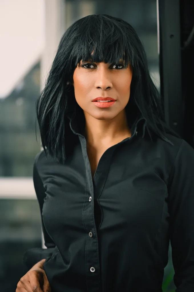 I will do professional photo retouch