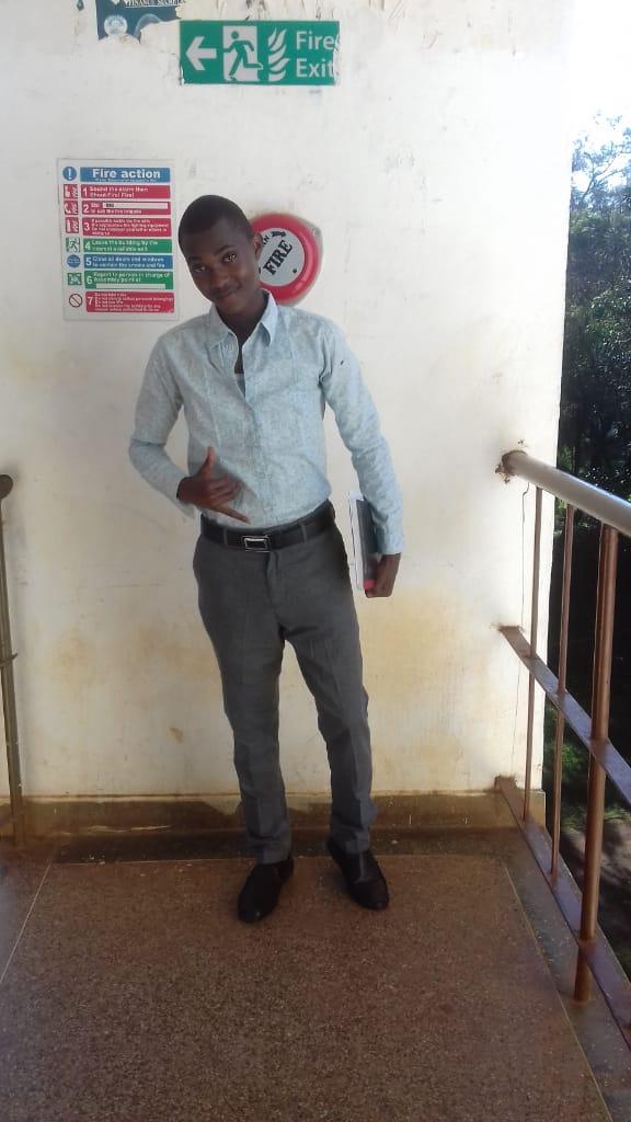 Dedicated and customer-focused writer with a successful background in leading highly performing team