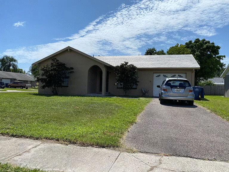 i will craiglist ad designer now a days for you