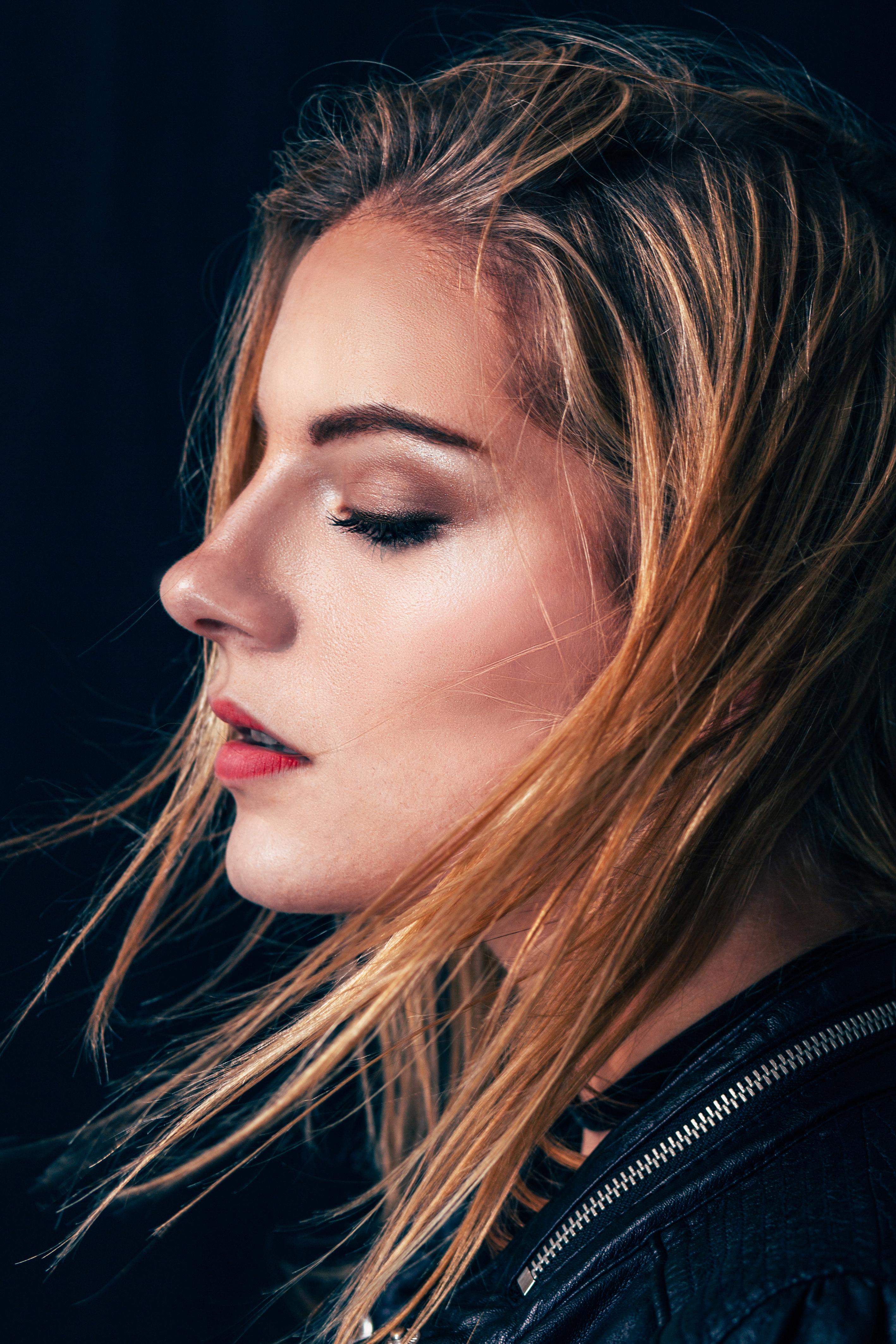 I will do image retouch, image colorizer, remove background and others