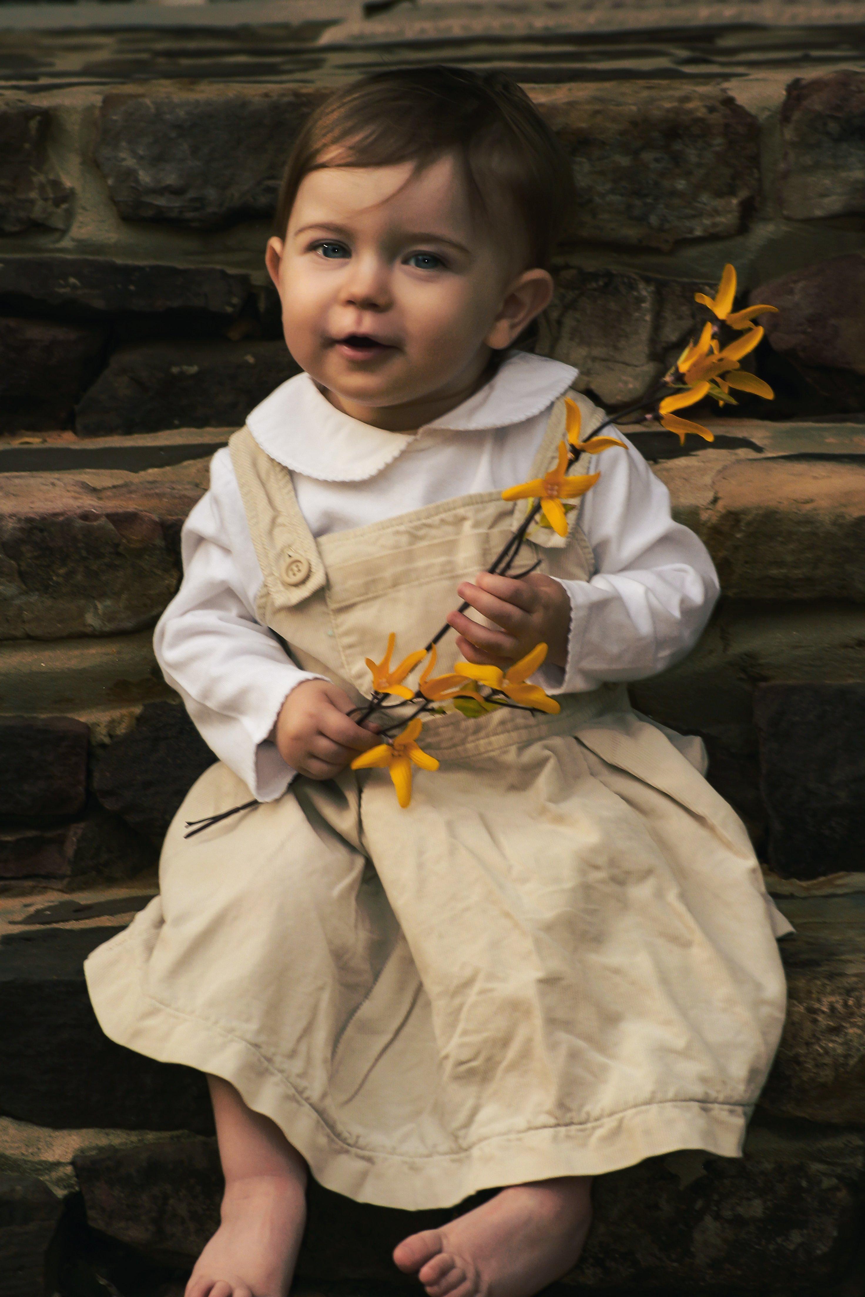 I will do image retouch, image colorizer, remove background and others