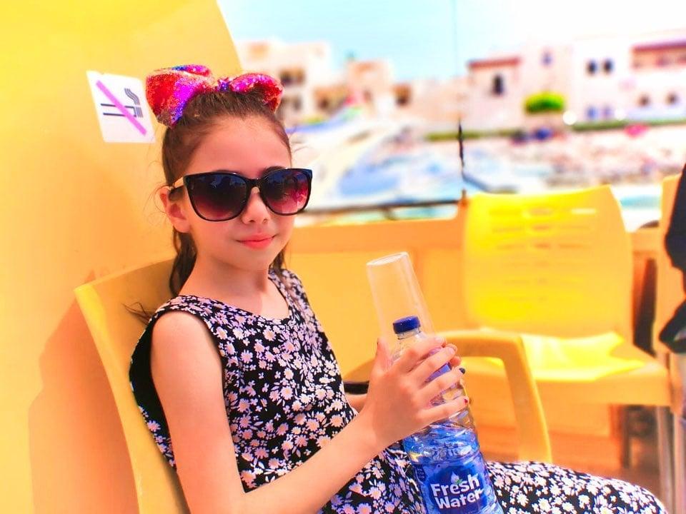 2-minute video design From a collection of photos 