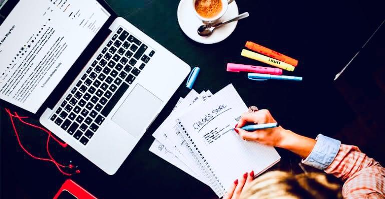 An exclusive content creator 1000 words at 100%