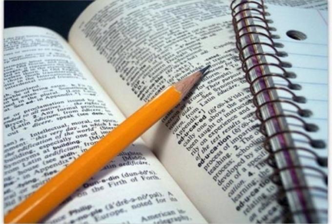 Redacto 5 art&iacute;culos de 400 palabras