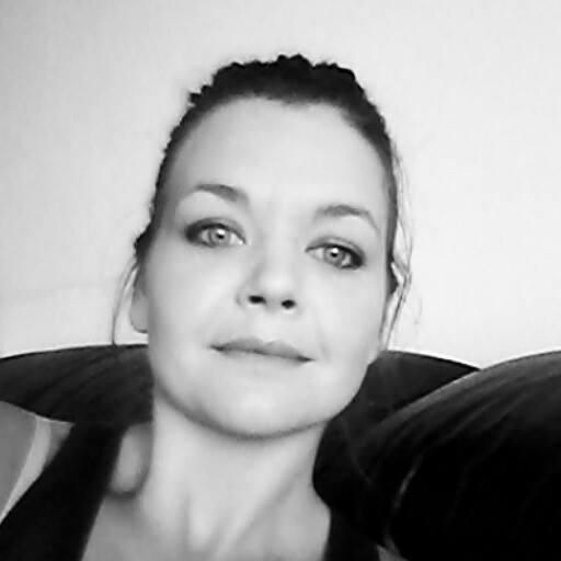 Translate any texts from English to French