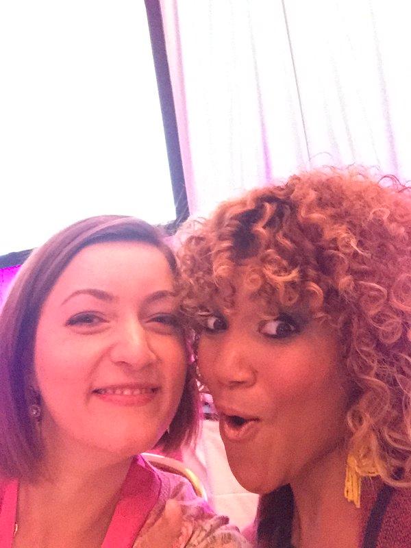 write two 600 word articles 