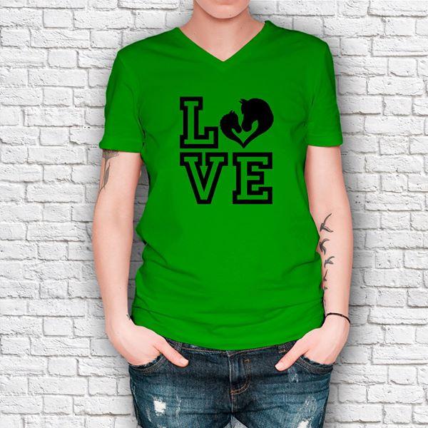 Design your logo or other motive to iron on to a fabric