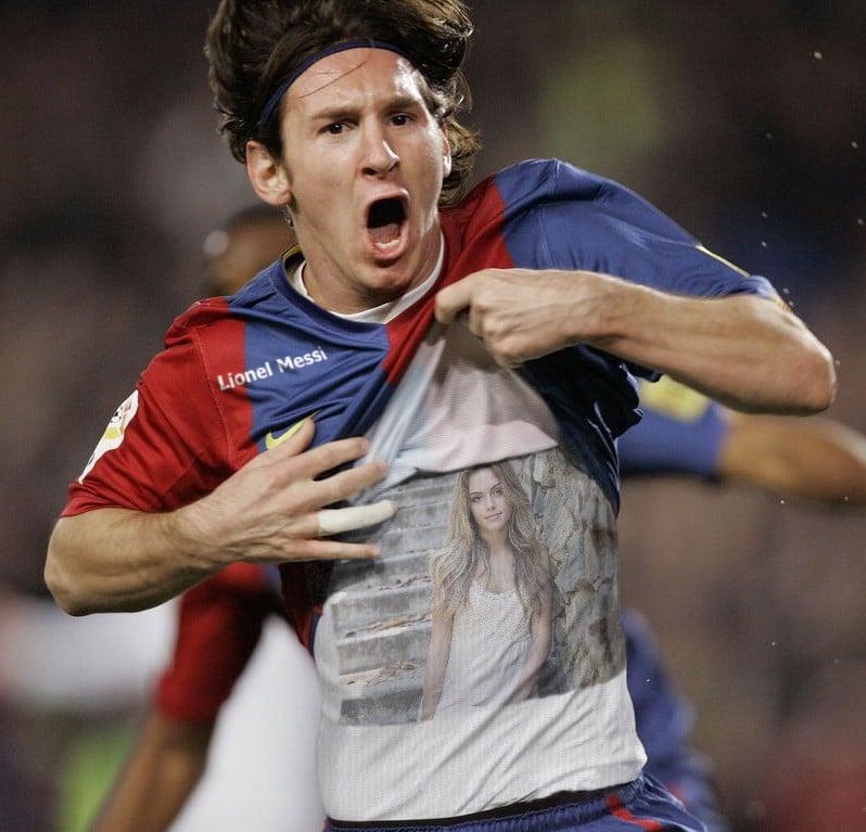   put your picture on T-shirt Messi
